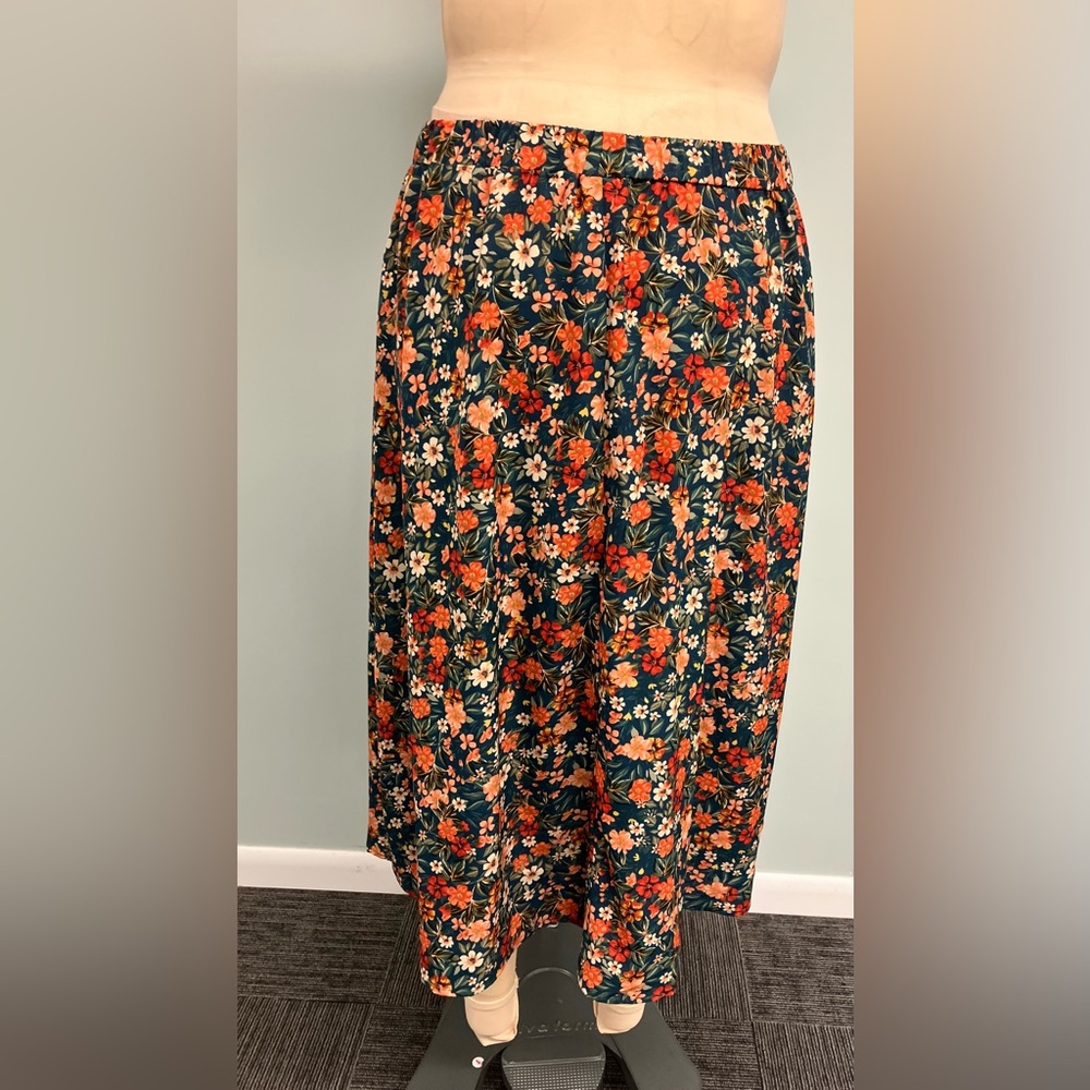 Maxi Floral Skirt,Large with cinched elastic waistband